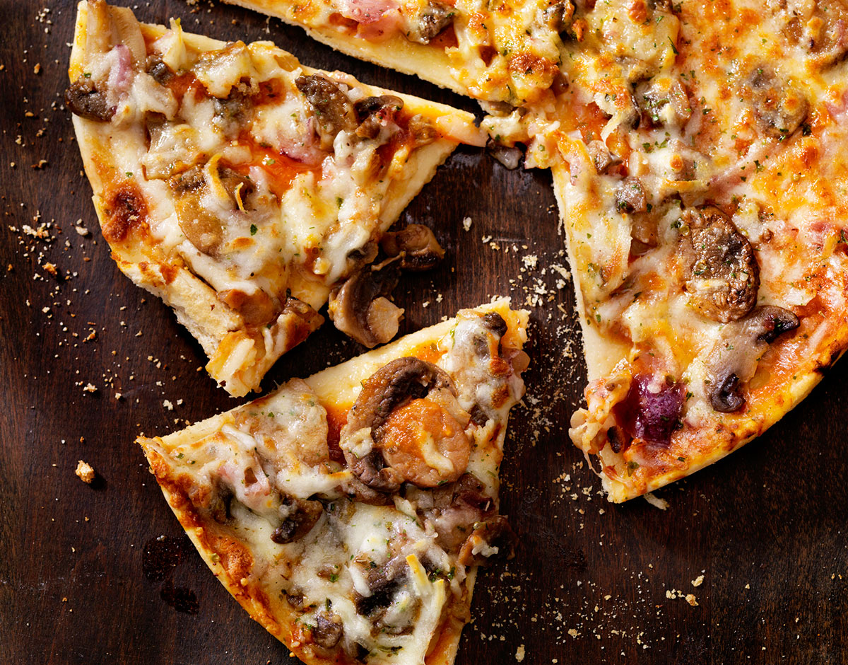 Thin-crust Pizza with Mushrooms and Onions