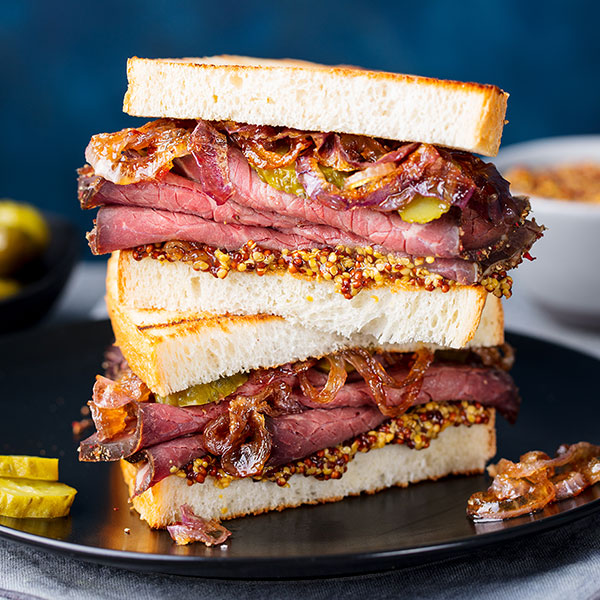 Roast Beef Sandwich with Caramelized Onions